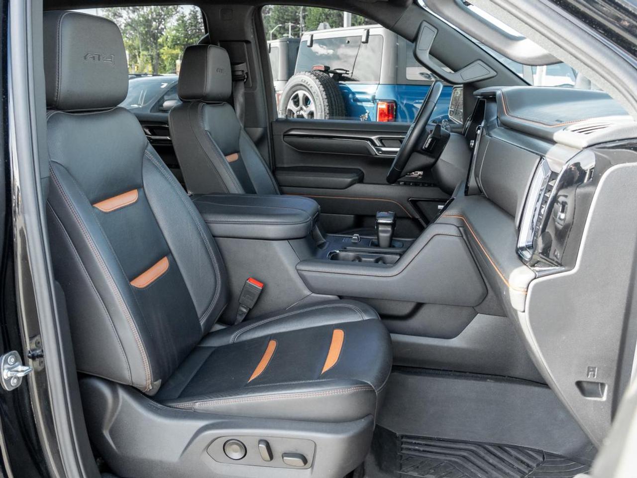 2025 GMC Sierra 1500 AT4 Photo