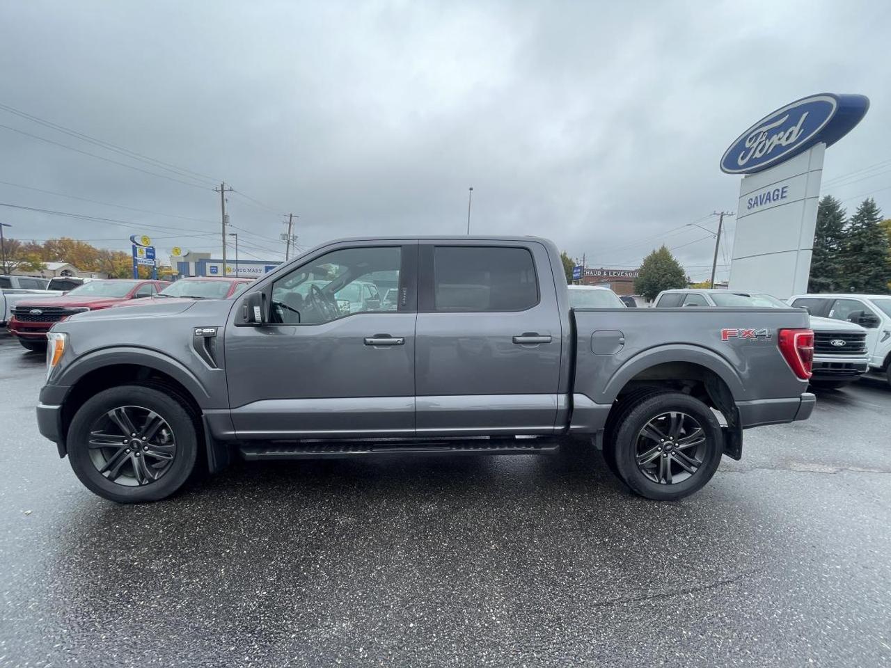 2021 Ford F-150 XLT Photo5