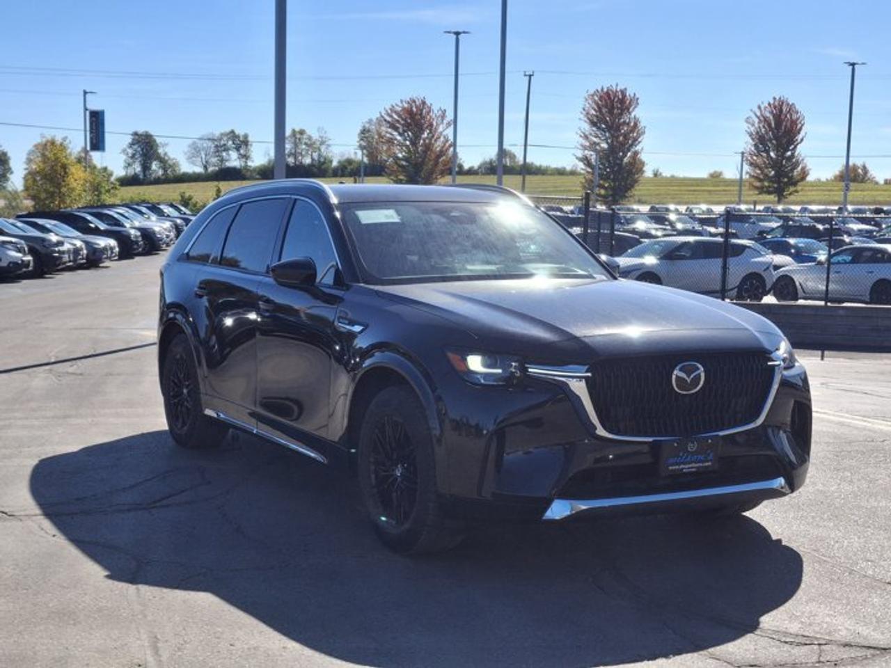 2024 Mazda CX-90 MHEV Signature AWD | Tan Nappa Leather | Sunroof | Nav | 360 Camera | Cooled + Heated Seats | and More ! Photo