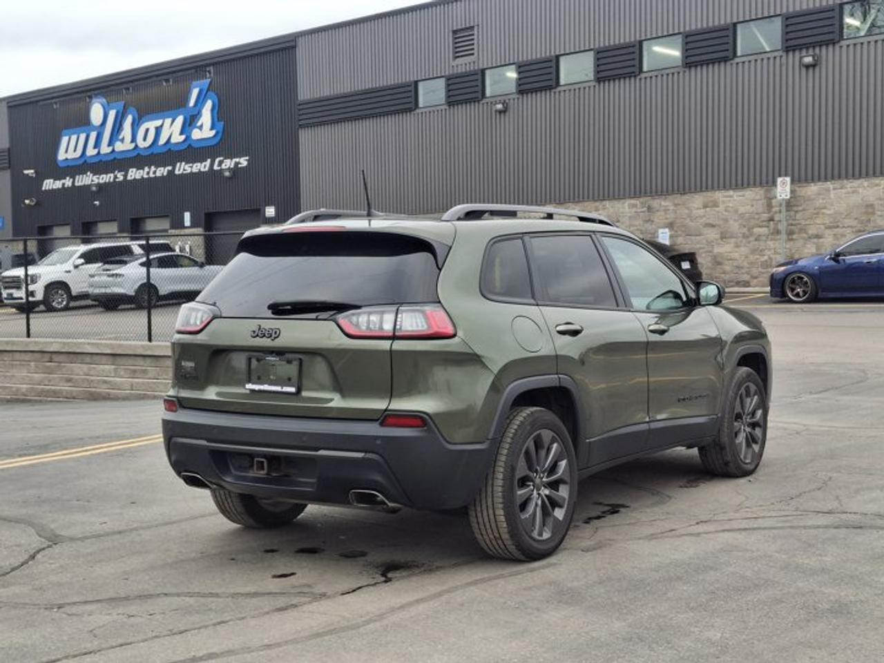 2021 Jeep Cherokee 80th Anniversary 4x4 | Leather | Pano Roof | Heated Seats + Steering | Alpine Audio | and More ! Photo4