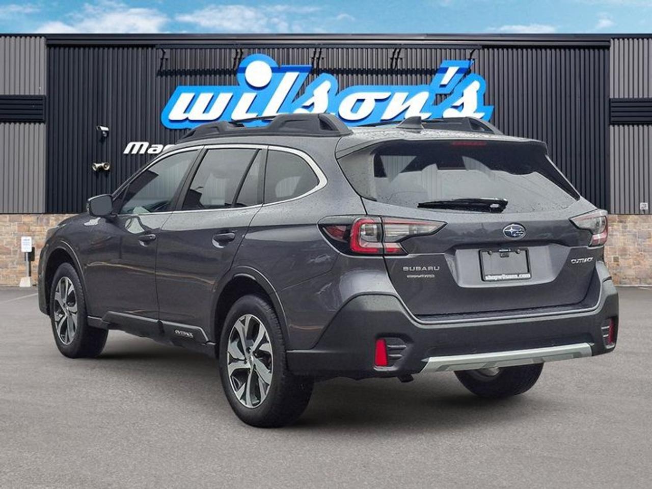 2022 Subaru Outback Limited AWD | Leather | Sunroof | Heated Seats + Steering | Eyesight | Wireless Charger | and More ! Photo