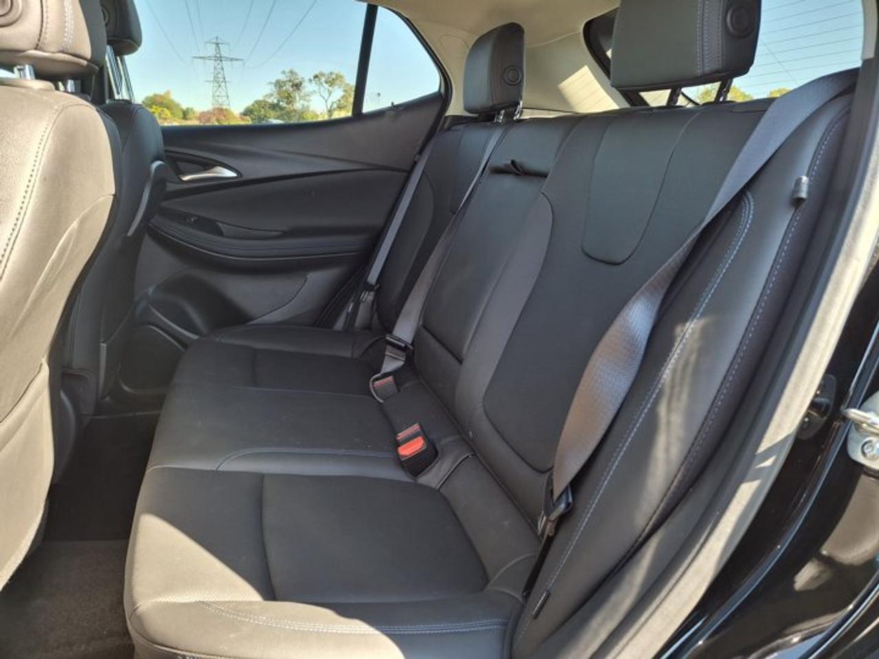2025 Buick Encore GX Sport Touring AWD | Leather | Sunroof | Heated Wheel + Seats | Remote Start | Power Seat | and More! Photo
