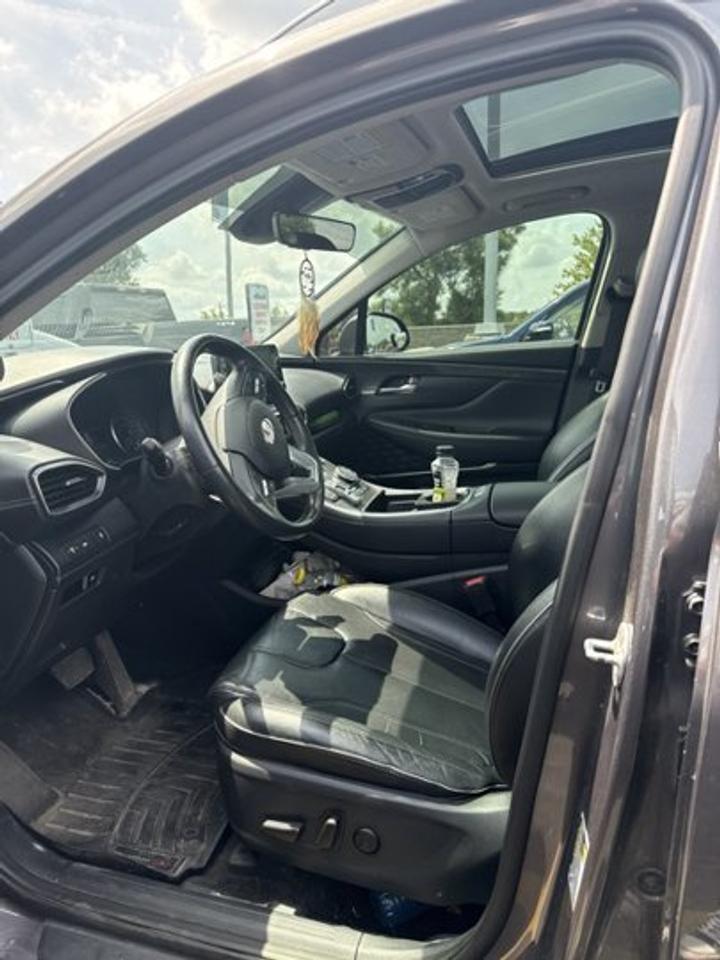 2021 Hyundai Santa Fe Hybrid Preferred w/Trend Package AWD | Leather | Sunroof | Heated Wheel + Seats | Power Seat | and More ! Photo2