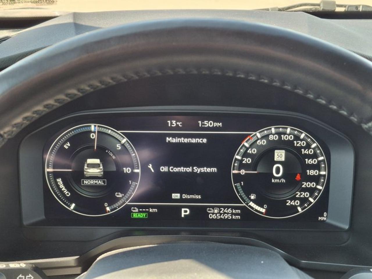 2024 Mitsubishi Outlander Plug-In Hybrid GT AWC | Leather | Sunroof | Nav | HUD | ACC | Heated Wheel + Seats | 360 Camera | CarPlay & More ! Photo