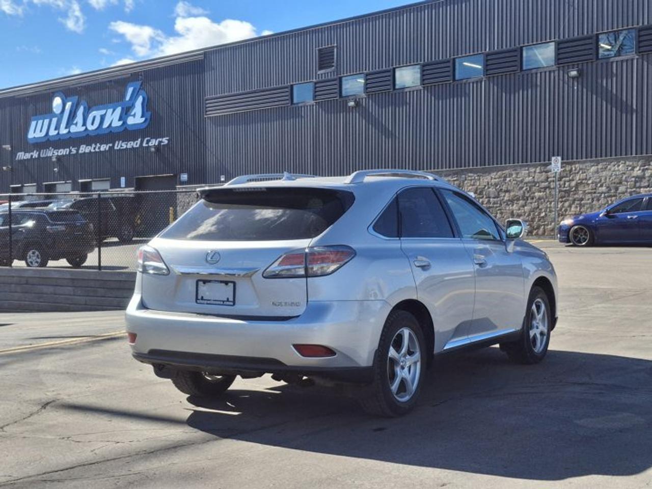 2013 Lexus RX 350 AWD | Leather | Sunroof | Heated + Cooled Seats | Cruise Control | Bluetooth | and More ! Photo
