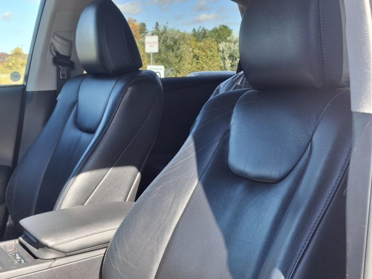 2013 Lexus RX 350 AWD | Leather | Sunroof | Heated + Cooled Seats | Cruise Control | Bluetooth | and More ! Photo