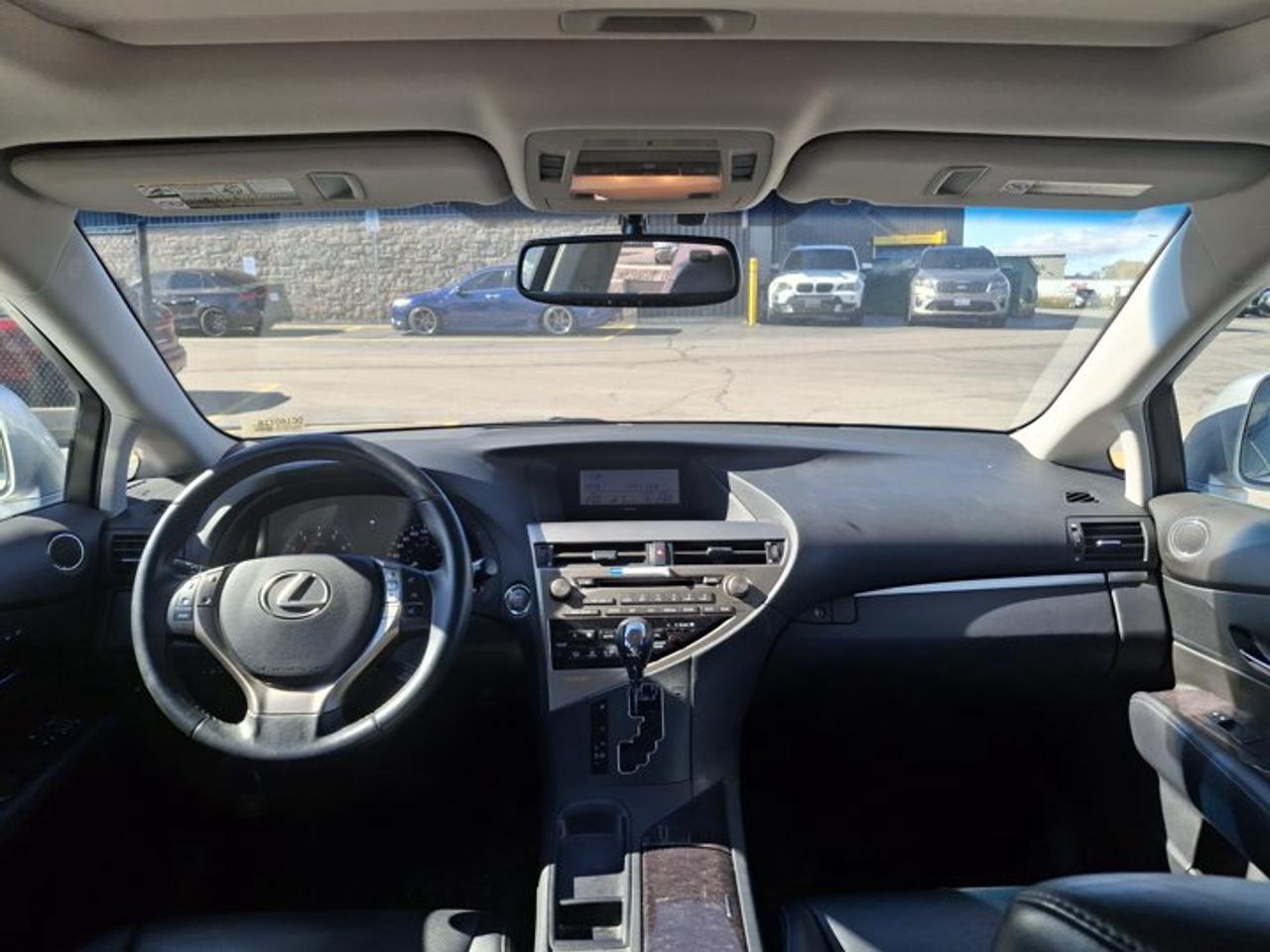 2013 Lexus RX 350 AWD | Leather | Sunroof | Heated + Cooled Seats | Cruise Control | Bluetooth | and More ! Photo