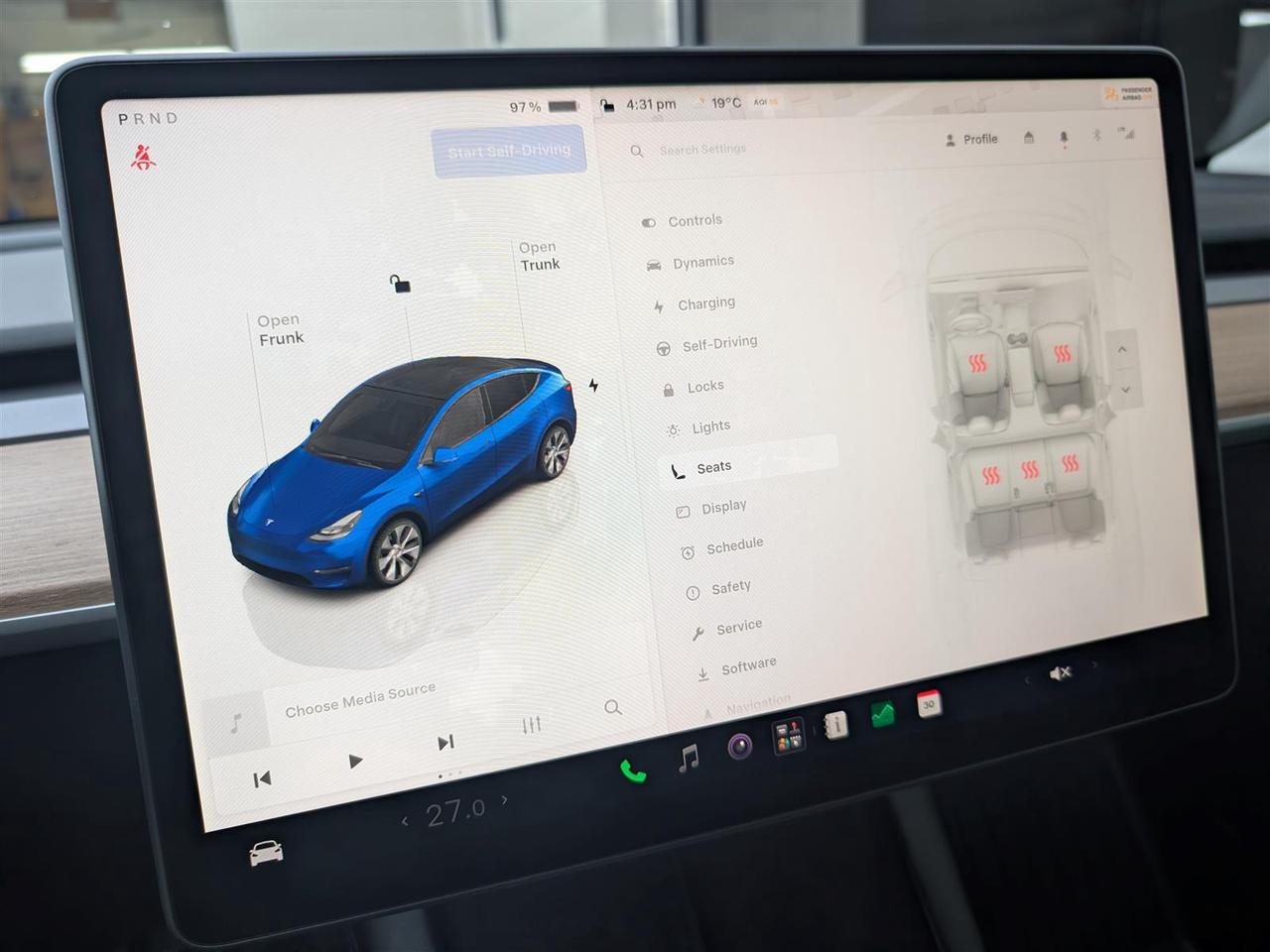 2023 Tesla Model Y LONG RANGE AWD - DUAL MOTOR Photo