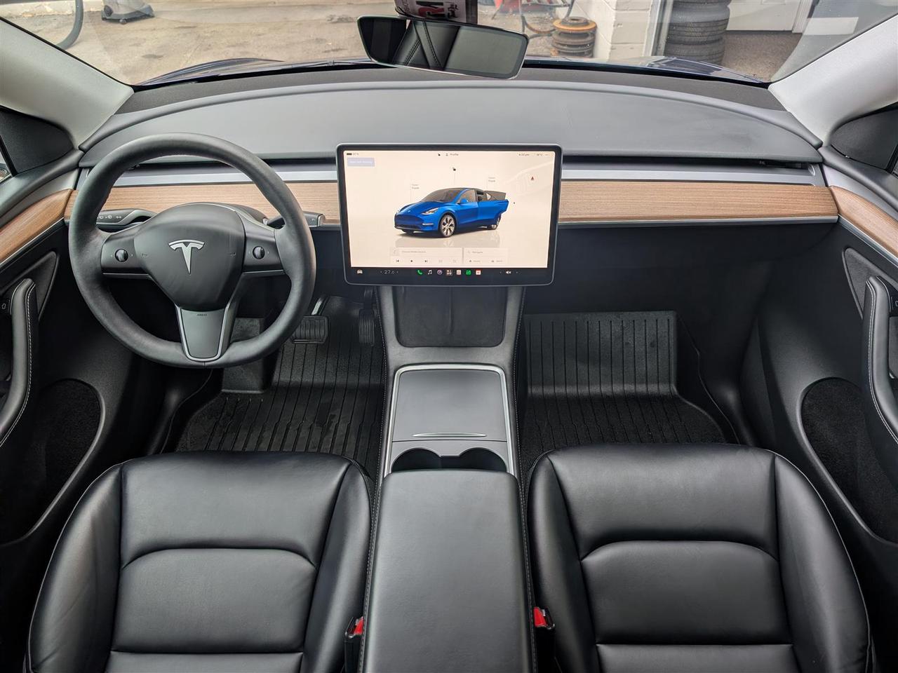 2023 Tesla Model Y LONG RANGE AWD - DUAL MOTOR Photo
