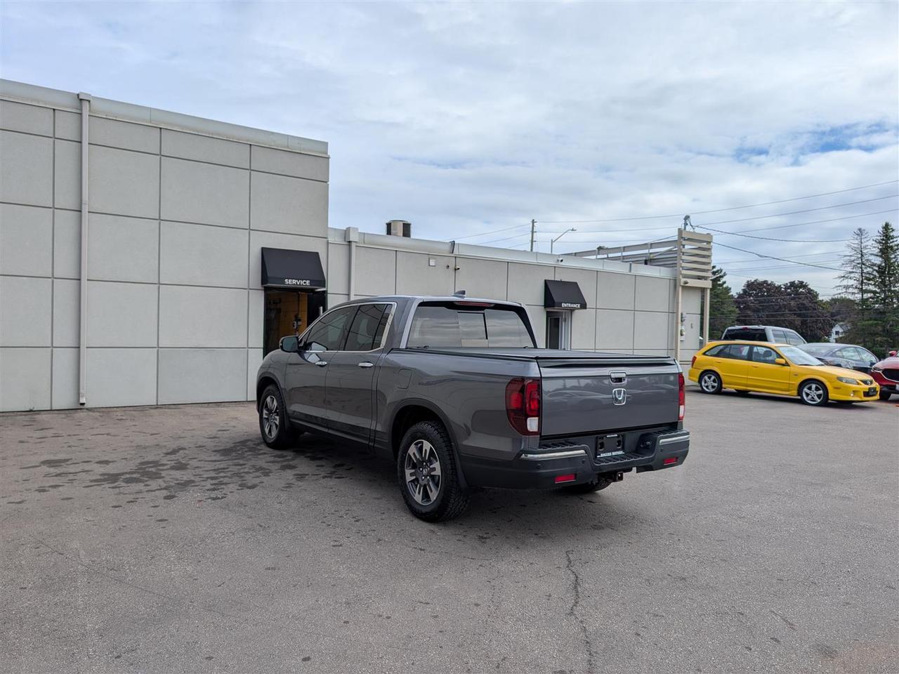 2019 Honda Ridgeline TOURING AWD - SUNROOF - NAVI - LEATHER - TECH FEATS Photo