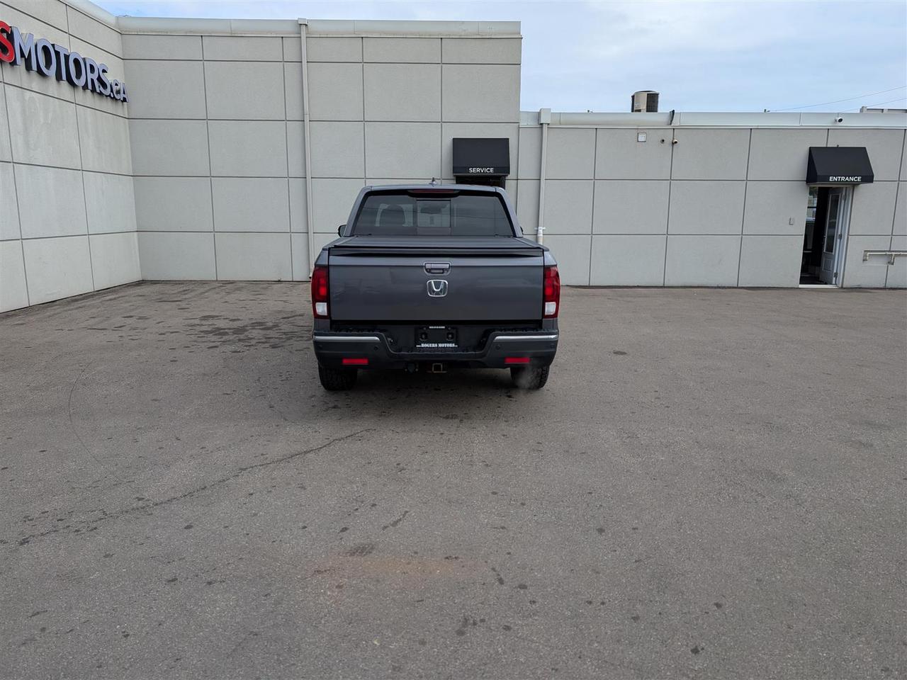 2019 Honda Ridgeline TOURING AWD - SUNROOF - NAVI - LEATHER - TECH FEATS Photo