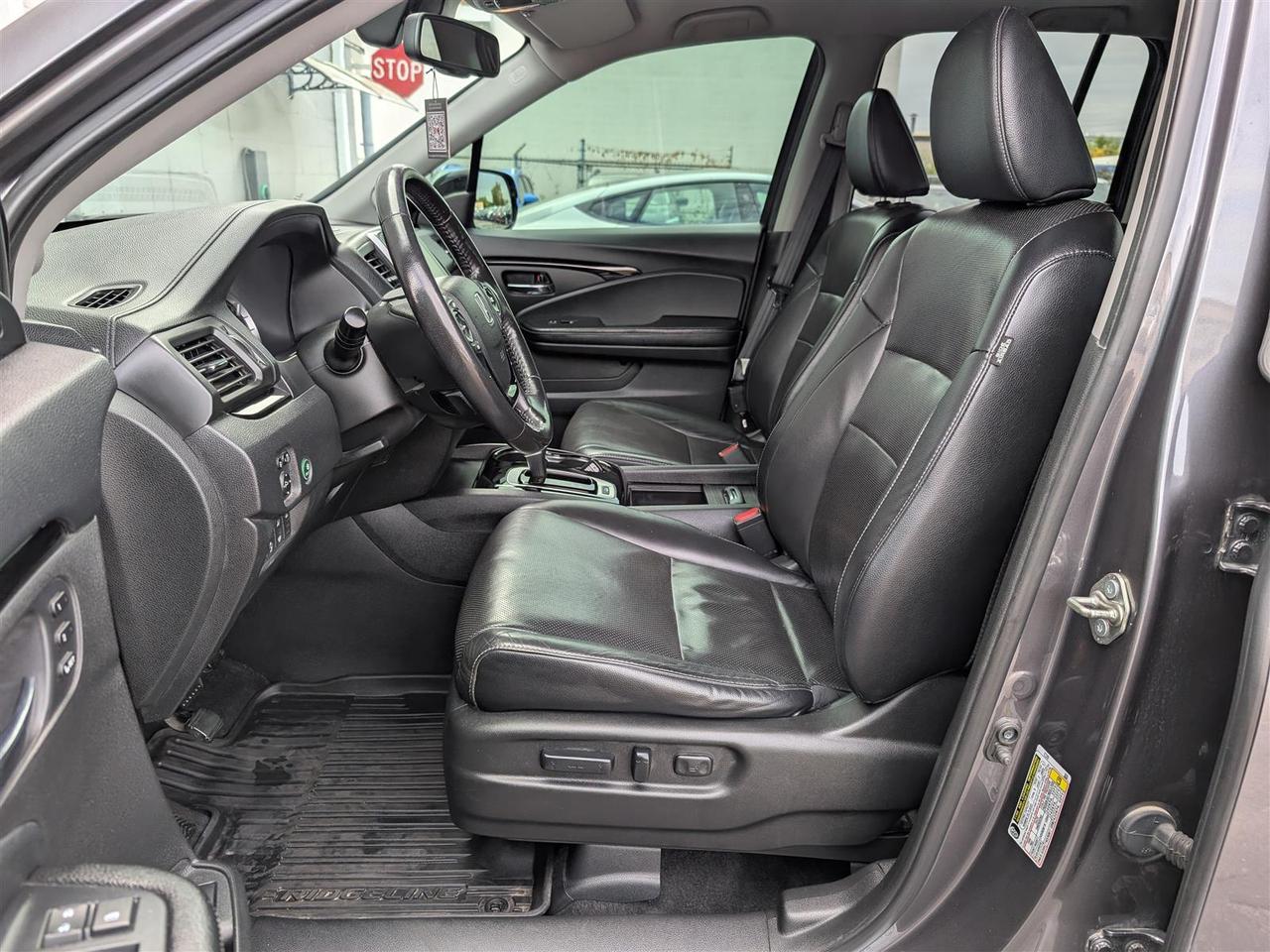 2019 Honda Ridgeline TOURING AWD - SUNROOF - NAVI - LEATHER - TECH FEATS Photo