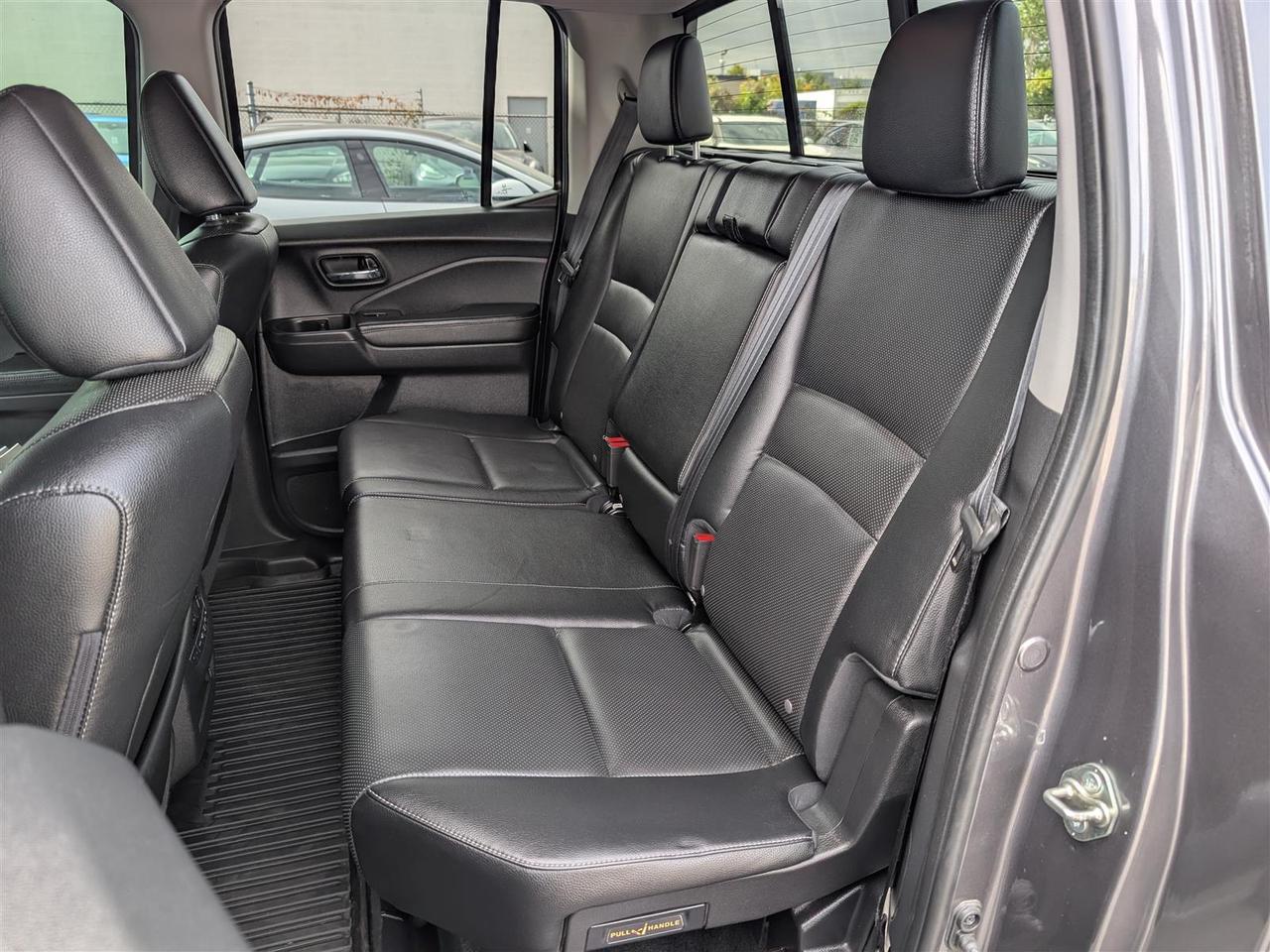 2019 Honda Ridgeline TOURING AWD - SUNROOF - NAVI - LEATHER - TECH FEATS Photo