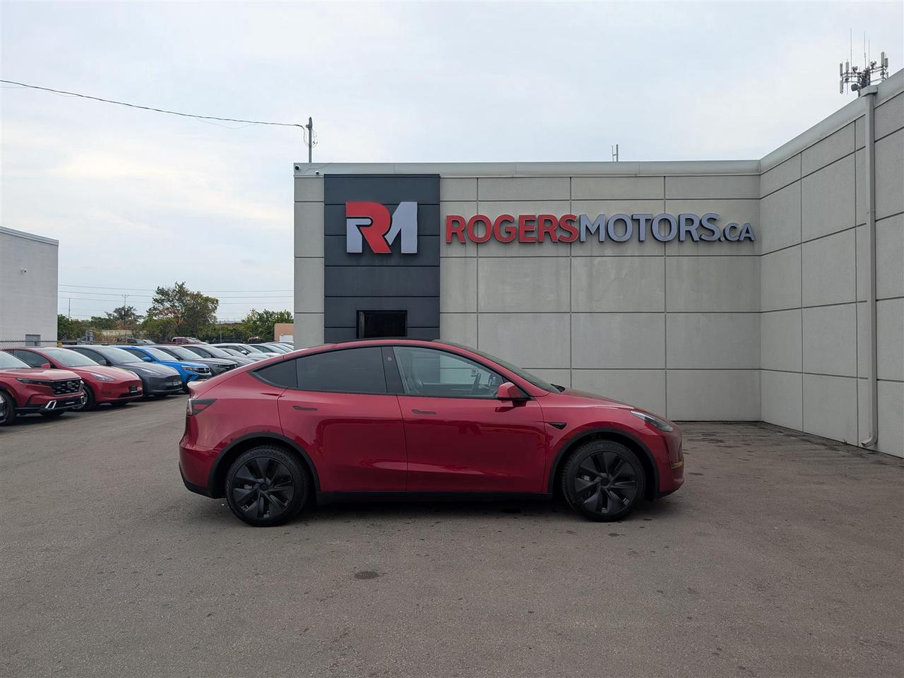 2025 Tesla Model Y LONG RANGE AWD - COMPUTER 4 - DUAL MOTOR Photo