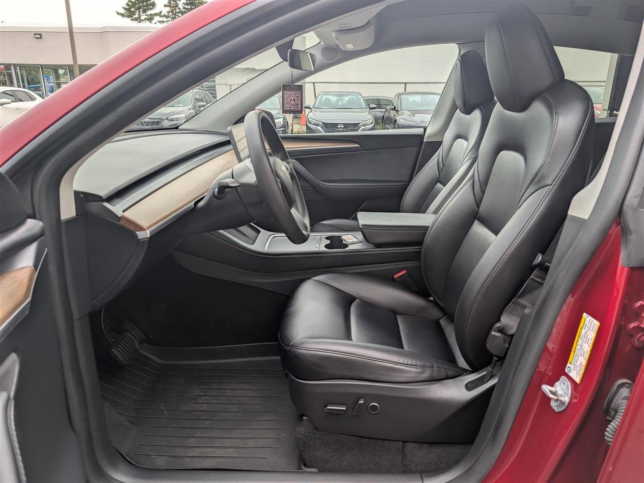 2025 Tesla Model Y LONG RANGE AWD - COMPUTER 4 - DUAL MOTOR Photo