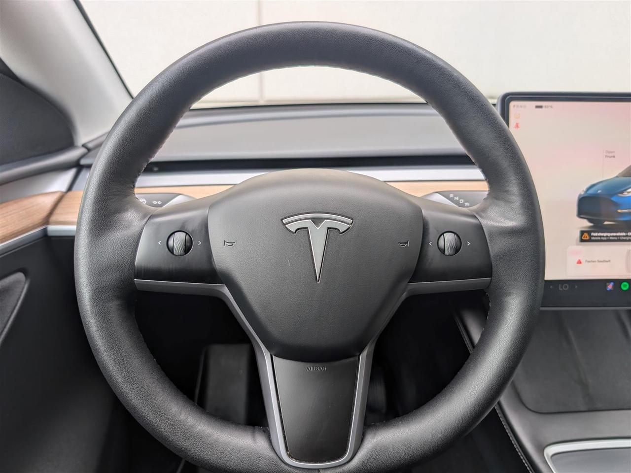 2025 Tesla Model Y LONG RANGE AWD - COMPUTER 4 - DUAL MOTOR Photo