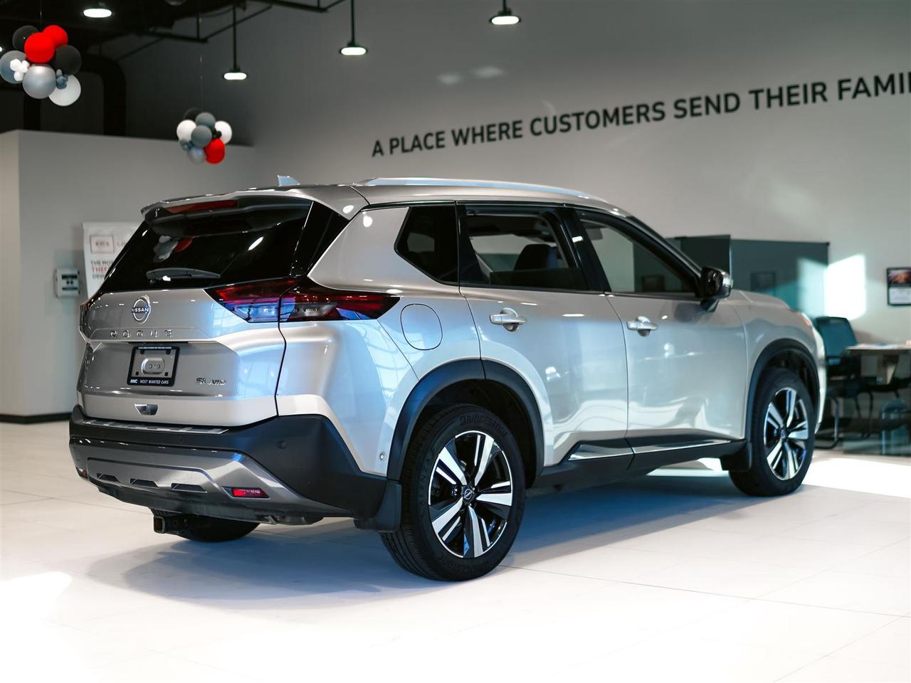 2023 Nissan Rogue SL AWD | ONE OWNER | NO ACCIDENTS Photo