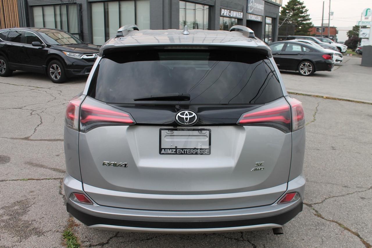 2016 Toyota RAV4 se Photo