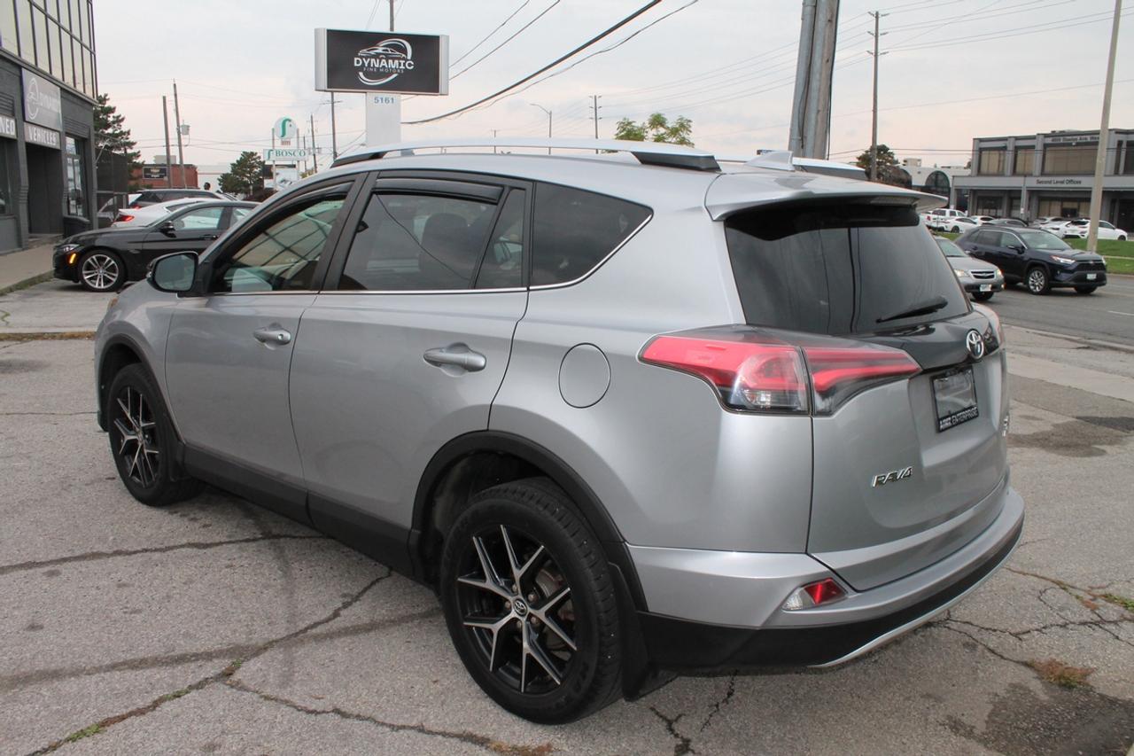 2016 Toyota RAV4 se Photo