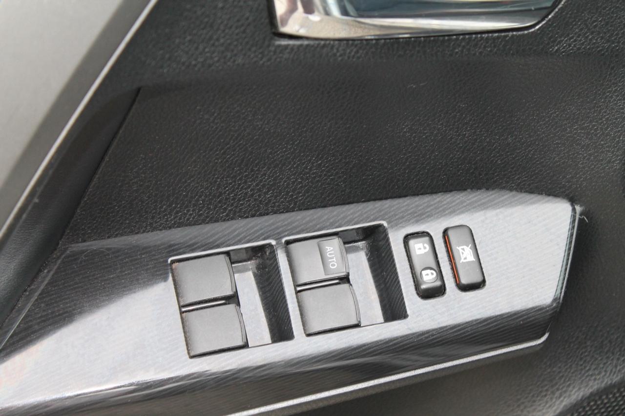 2016 Toyota RAV4 se Photo