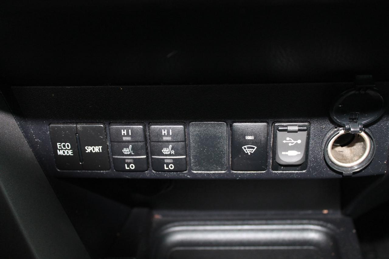 2016 Toyota RAV4 se Photo
