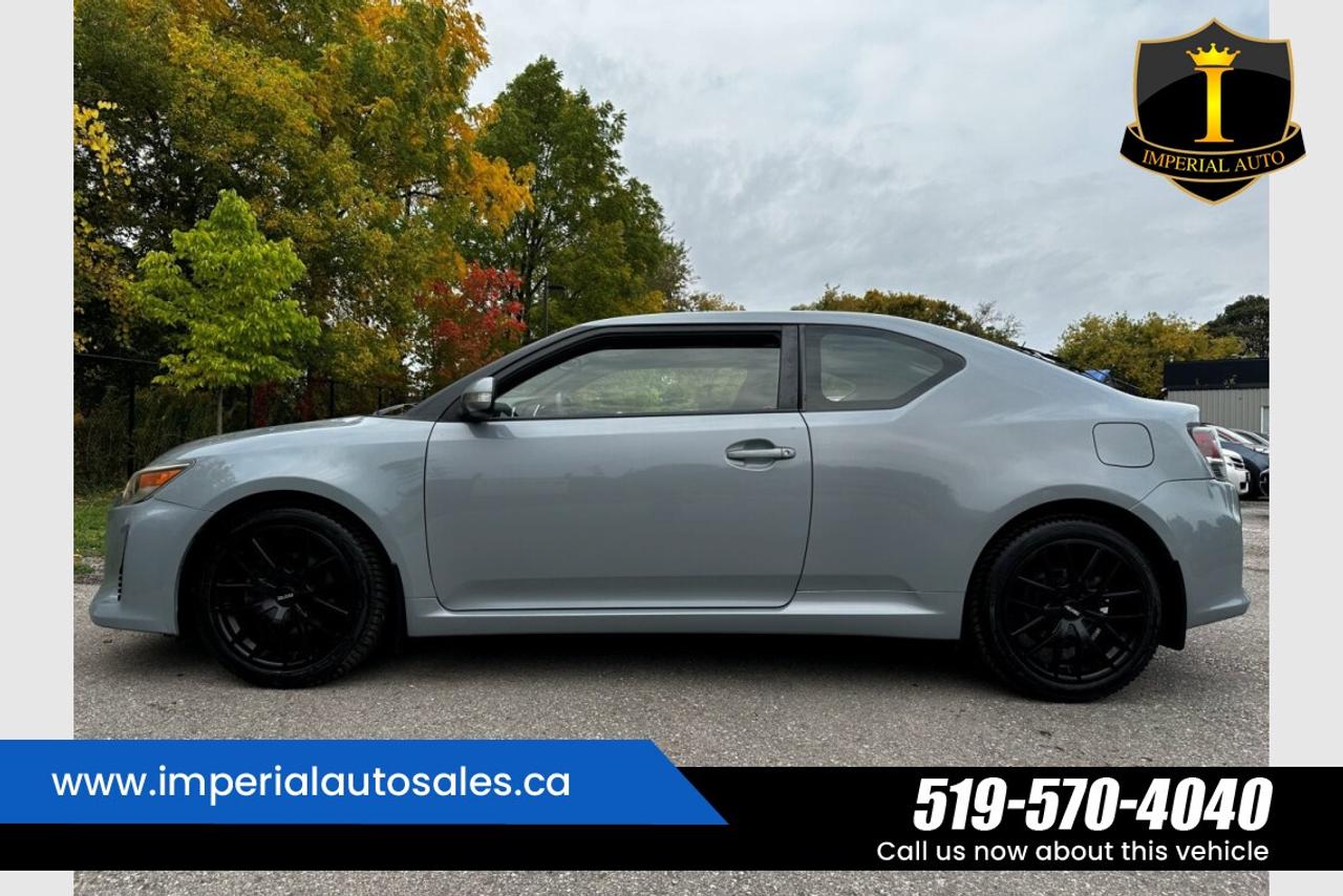 2016 Scion tC  Photo4