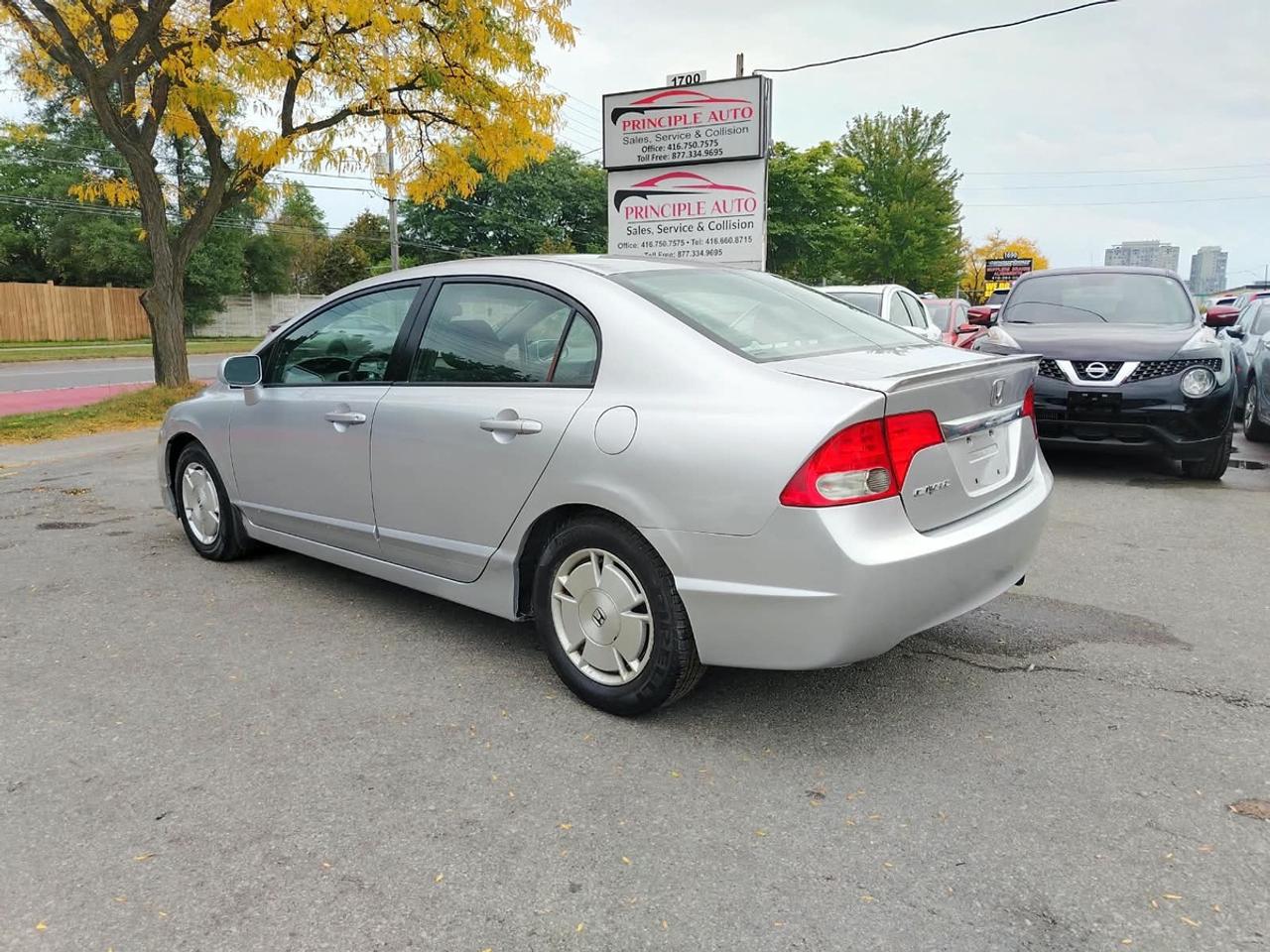 2010 Honda Civic DX Photo