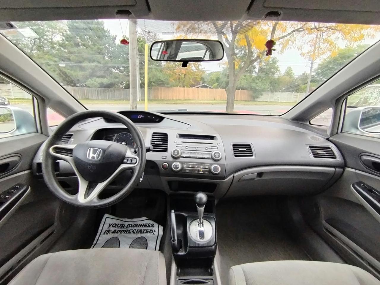 2010 Honda Civic DX Photo