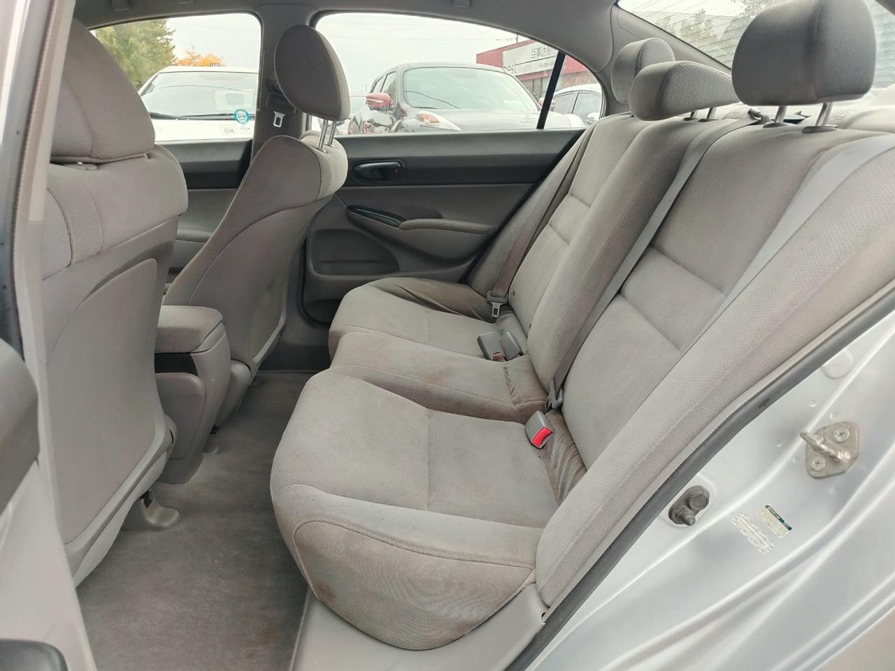 2010 Honda Civic DX Photo