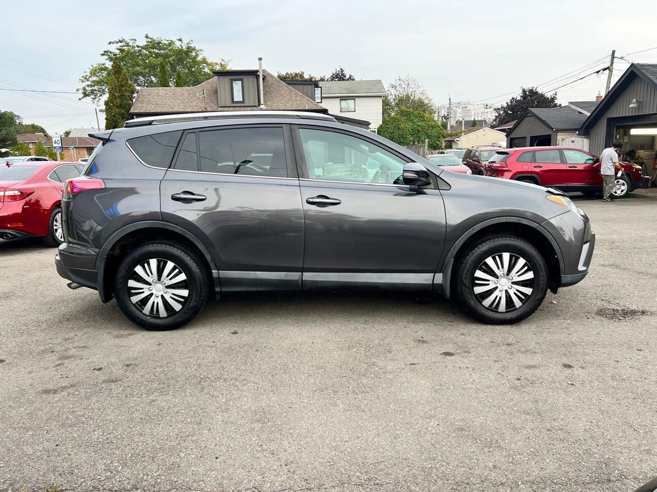 2016 Toyota RAV4 LE**REAR CAM*HEATED SEATS** Photo