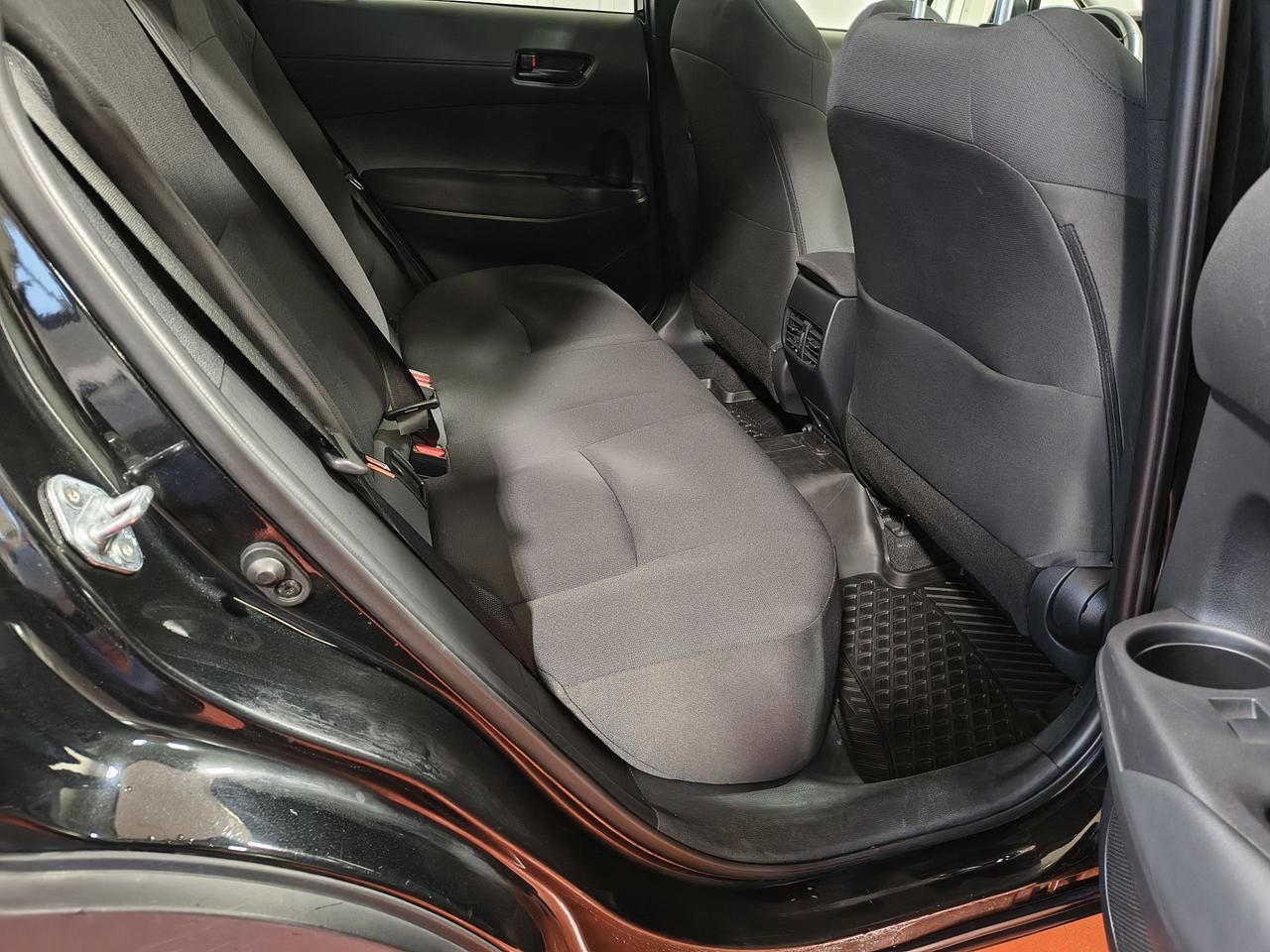 2024 Toyota Corolla Cross LE Photo