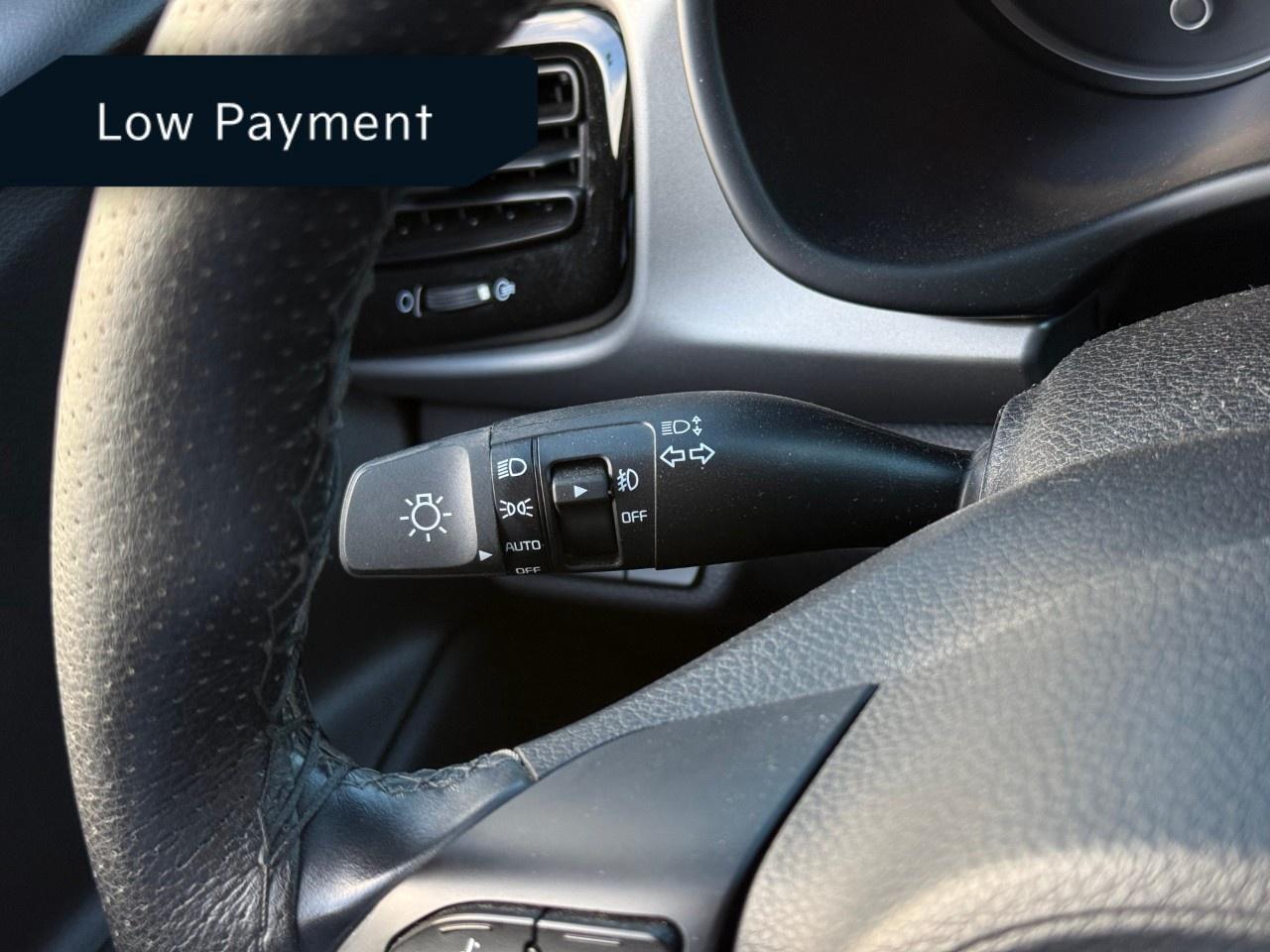 2019 Kia Rio 5-Door Photo