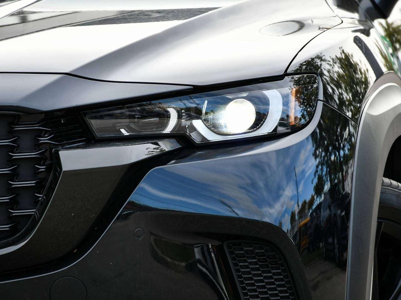 2024 Mazda CX-50  Photo3