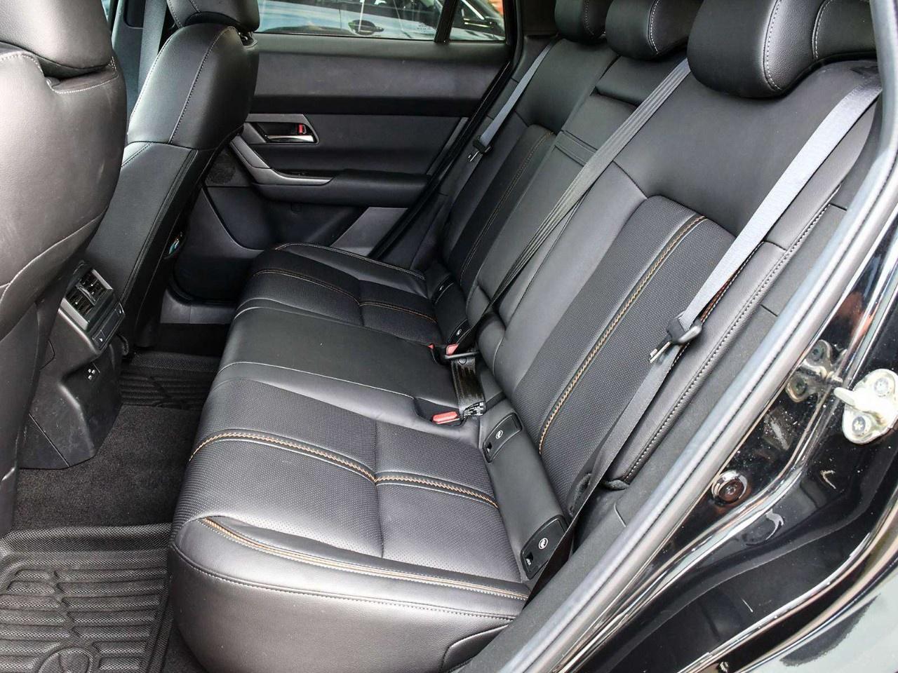 2024 Mazda CX-50  Photo