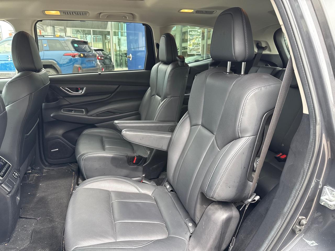 2023 Subaru ASCENT Limited NO ACCIDENTS!! ONE OWNER!!! LIMITED!! Photo