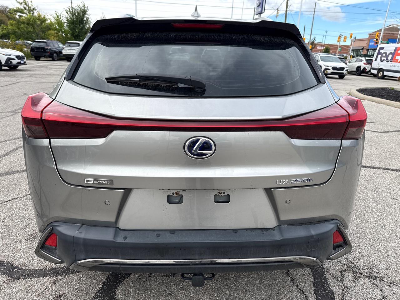 2020 Lexus UX 250H NO ACCIDENTS!! LOW KMS!! Photo