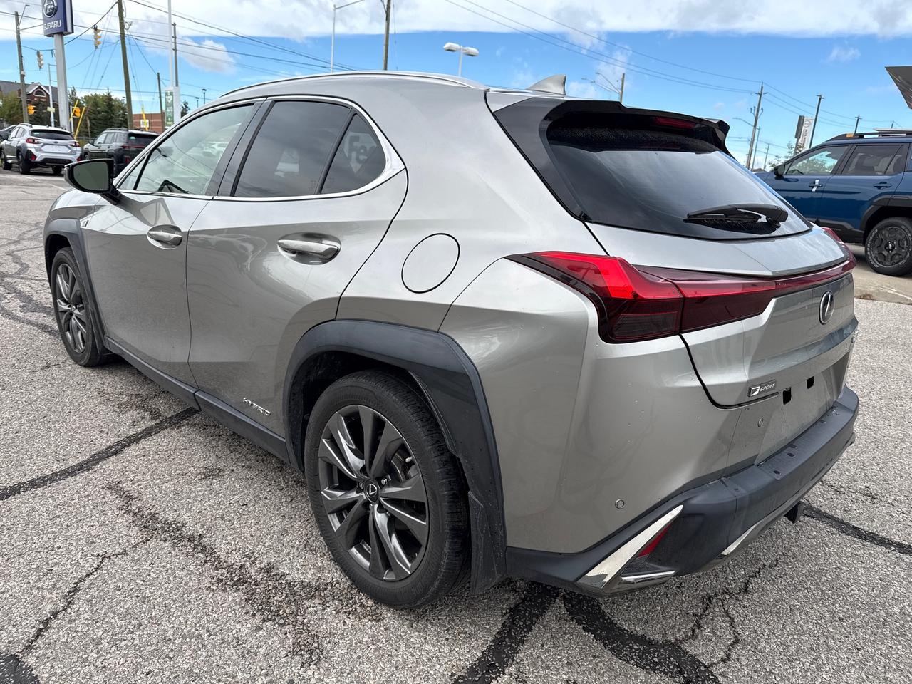 2020 Lexus UX 250H NO ACCIDENTS!! LOW KMS!! Photo2