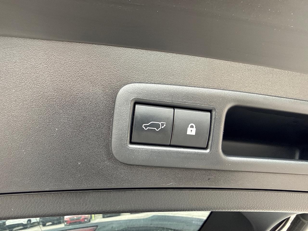 2020 Lexus UX 250H NO ACCIDENTS!! LOW KMS!! Photo