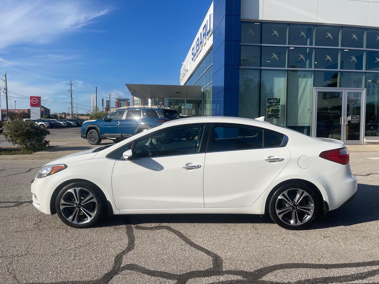 2015 Kia Forte 2.0L EX NO ACCIDENTS!! LOW KMS!! Photo