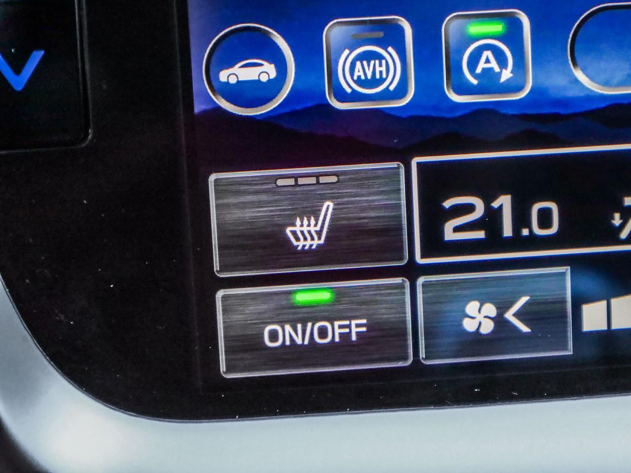 2025 Subaru Outback Limited XT HEATED STEERING WHEEL-SUNROOF-LEATHER-HEATED SEATS-CARPLAY Photo