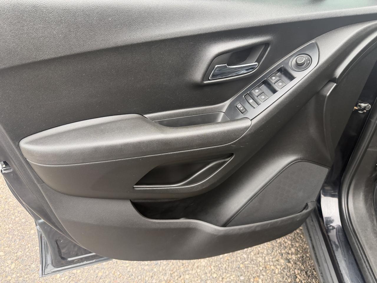 2015 Chevrolet Trax LS | Clean CARFAX Photo