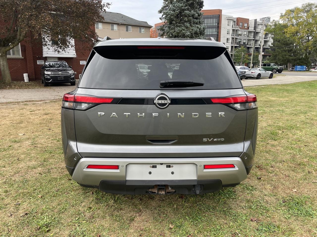 2022 Nissan Pathfinder SV 4WD *ONE Owner Photo