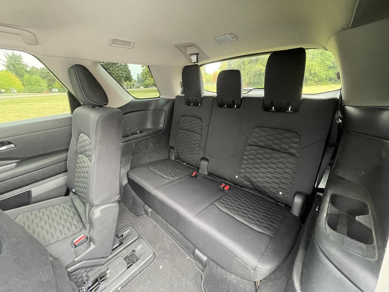 2022 Nissan Pathfinder SV 4WD *ONE Owner Photo