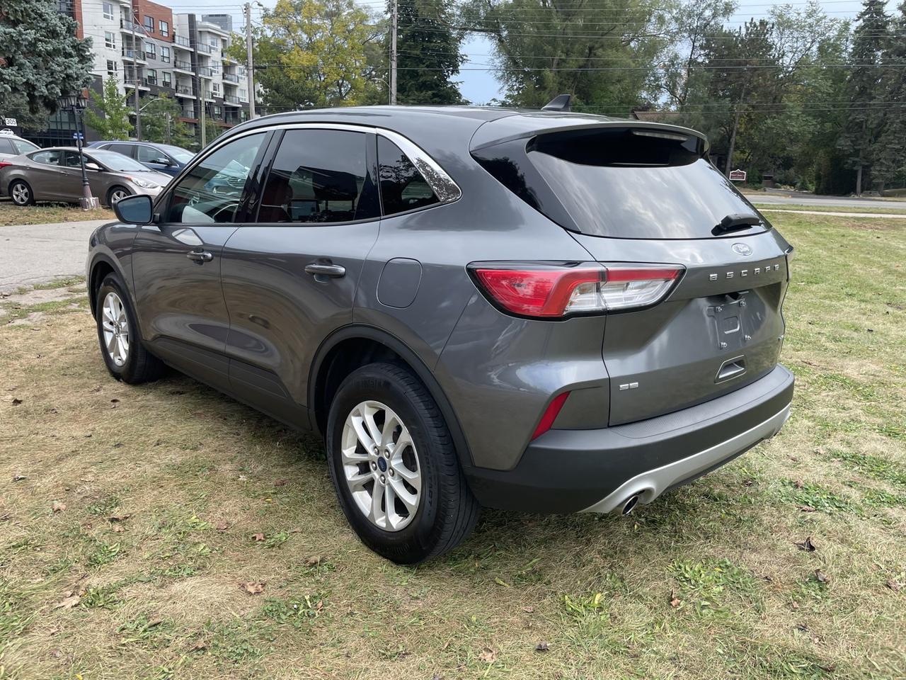 2022 Ford Escape SE AWD *ONE Owner Photo