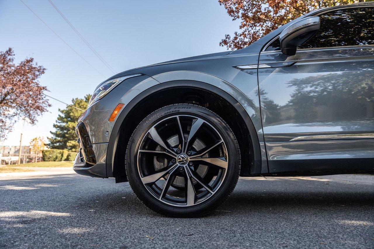 2023 Volkswagen Tiguan Highline R-line Photo