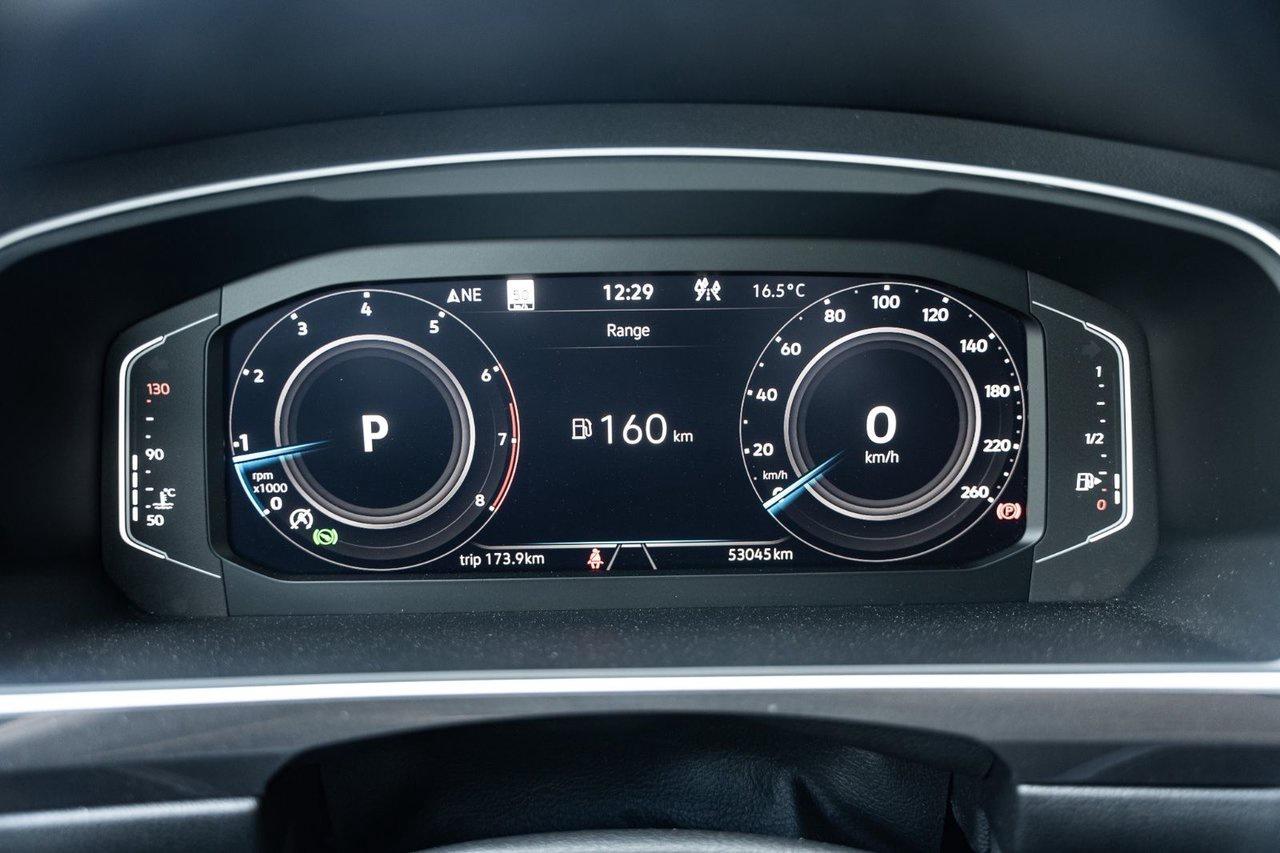 2023 Volkswagen Tiguan Highline R-line Photo