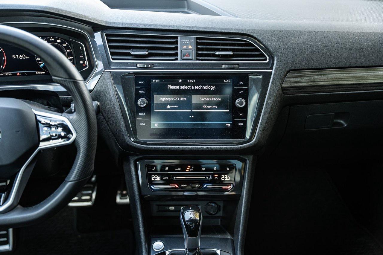 2023 Volkswagen Tiguan Highline R-line Photo