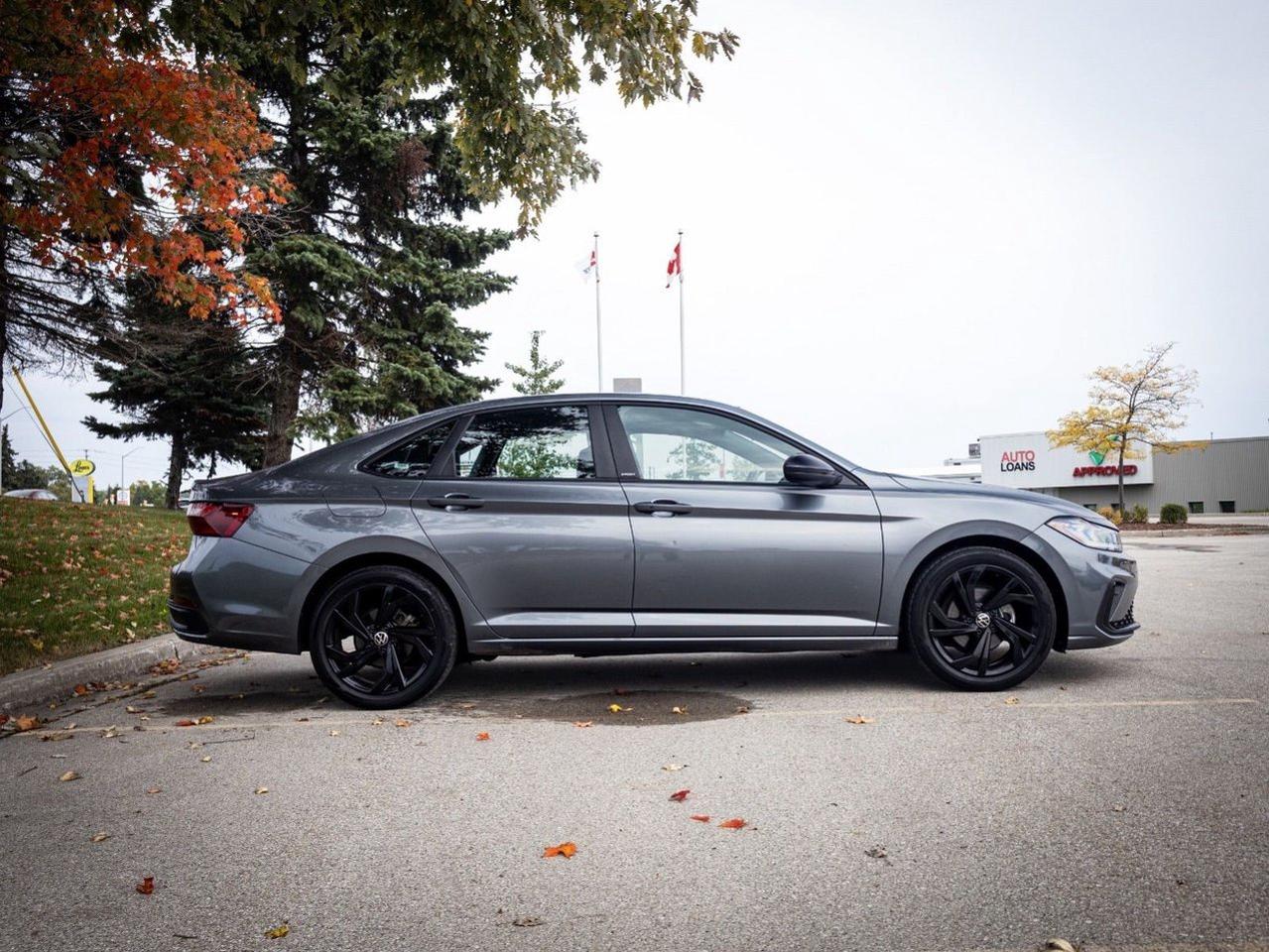 2025 Volkswagen Jetta Comfortline Sport Photo4
