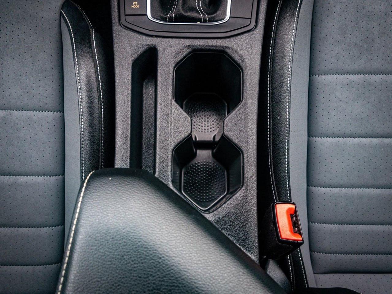 2025 Volkswagen Jetta Comfortline Sport Photo