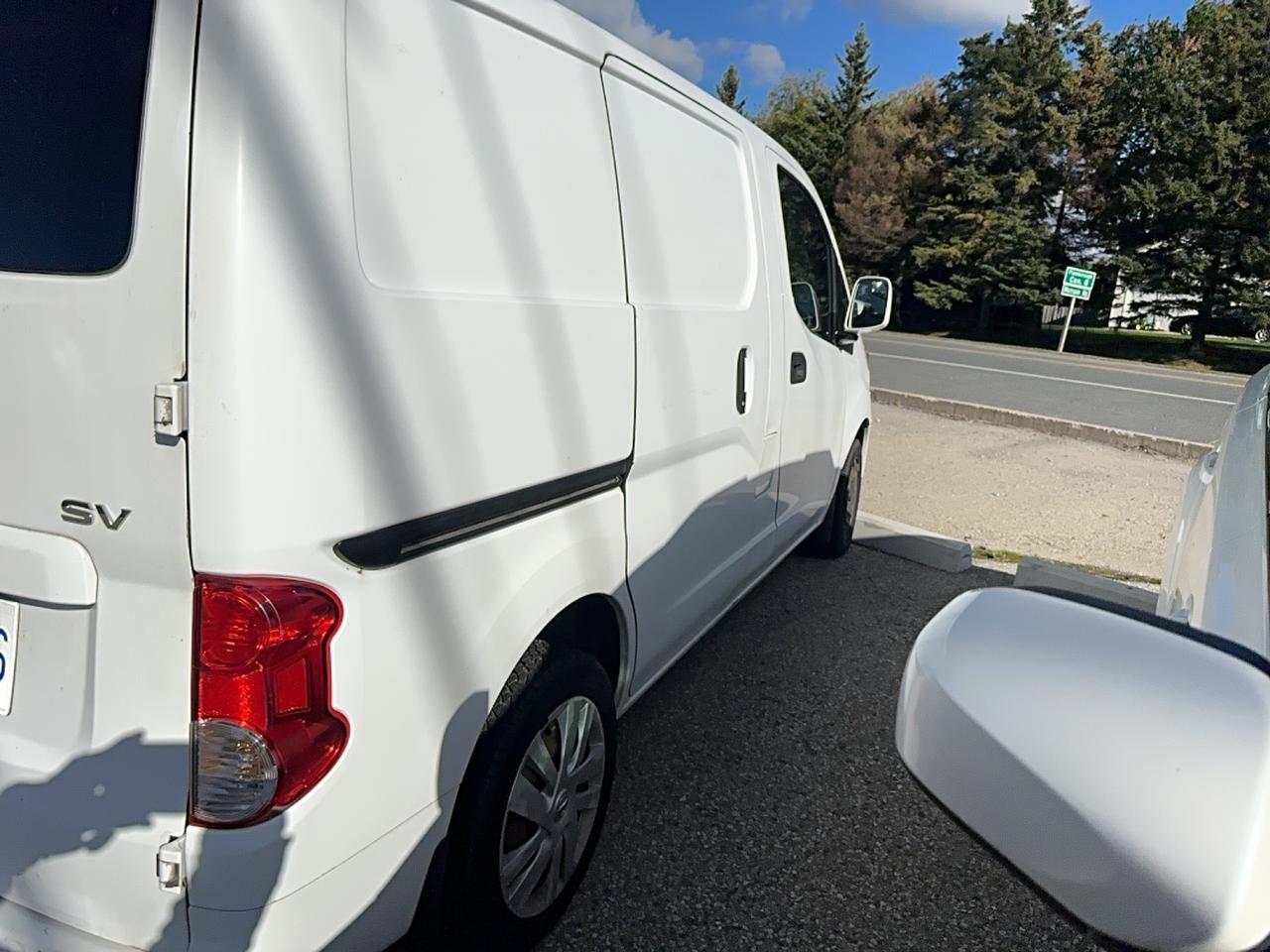 2017 Nissan NV200 S Photo